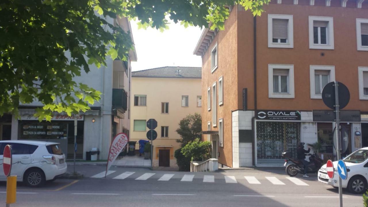 Eagle Rooms Riva del Garda Kültér fotó